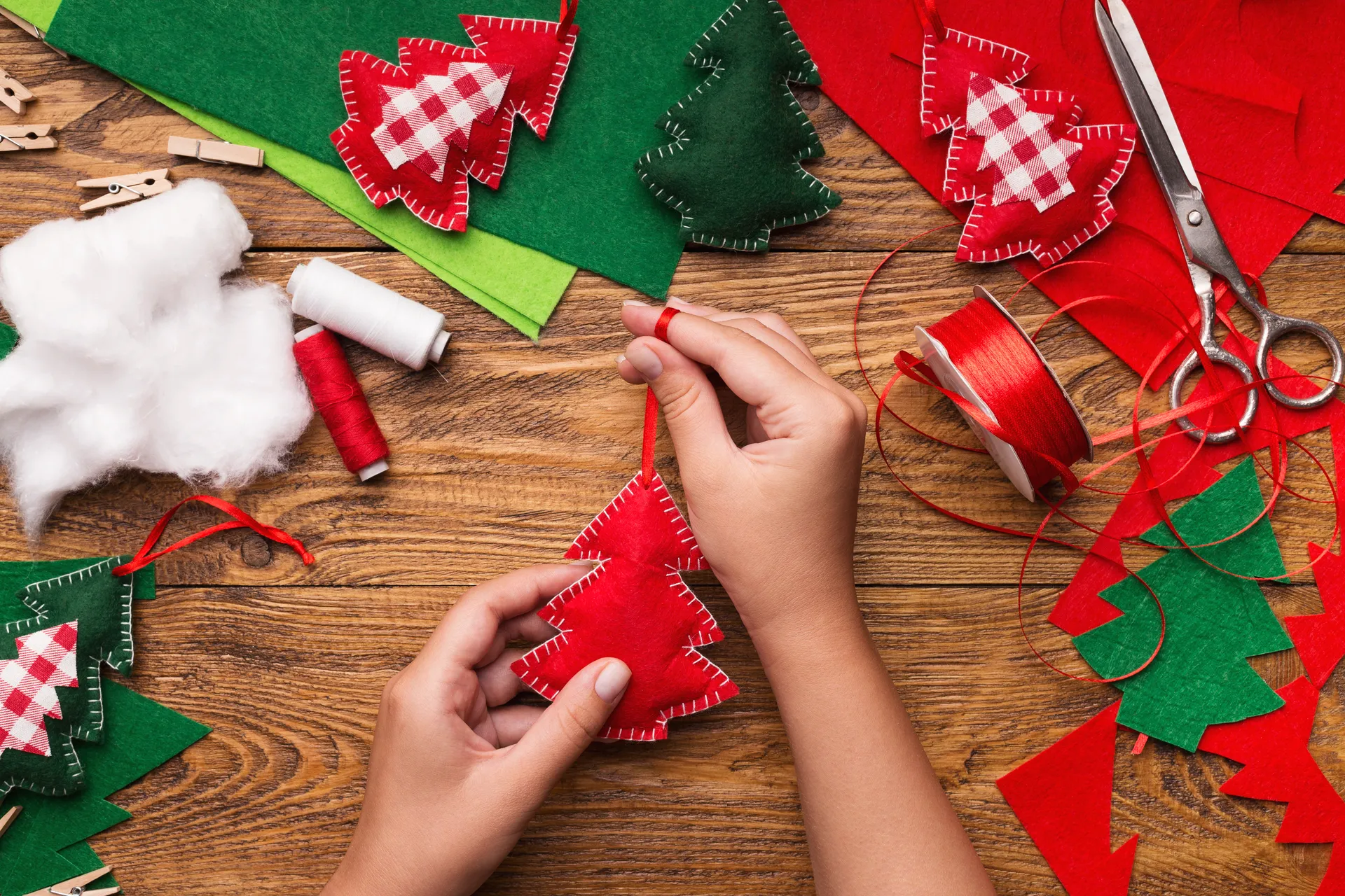 Handmade Christmas crafts and decorations