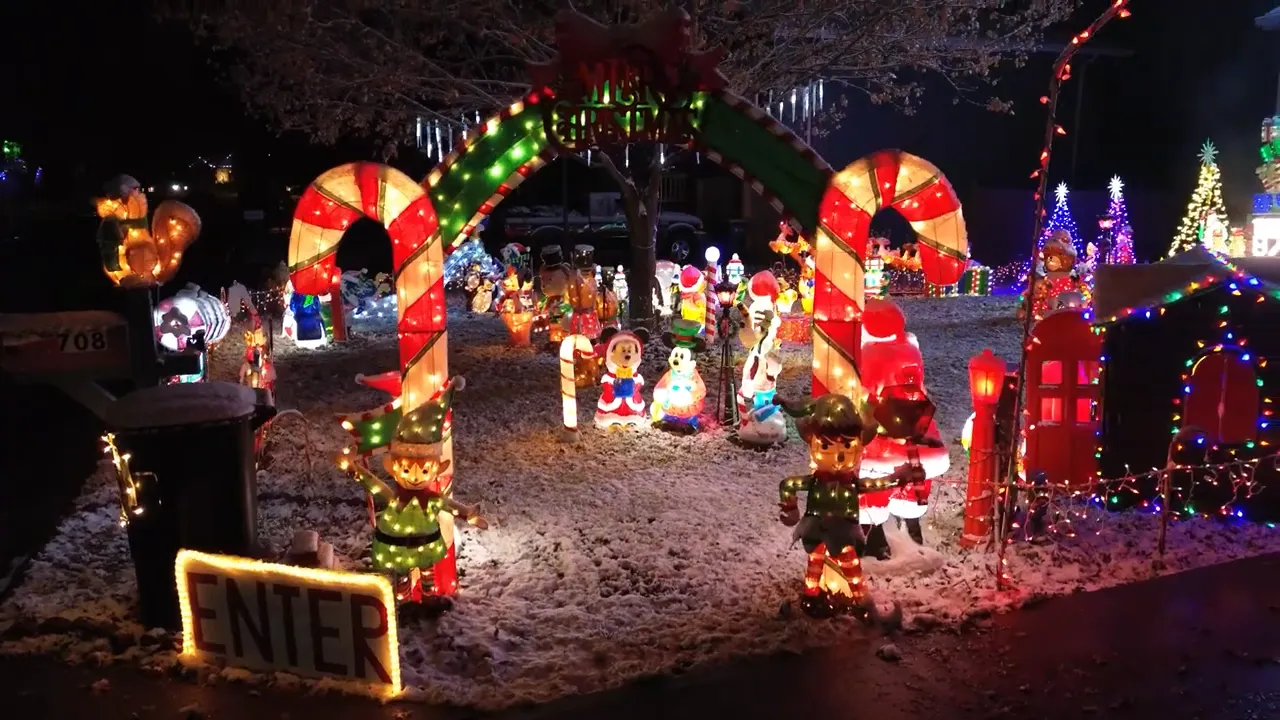 Holiday light display